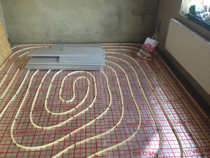 Установка теплых полов для частного дома